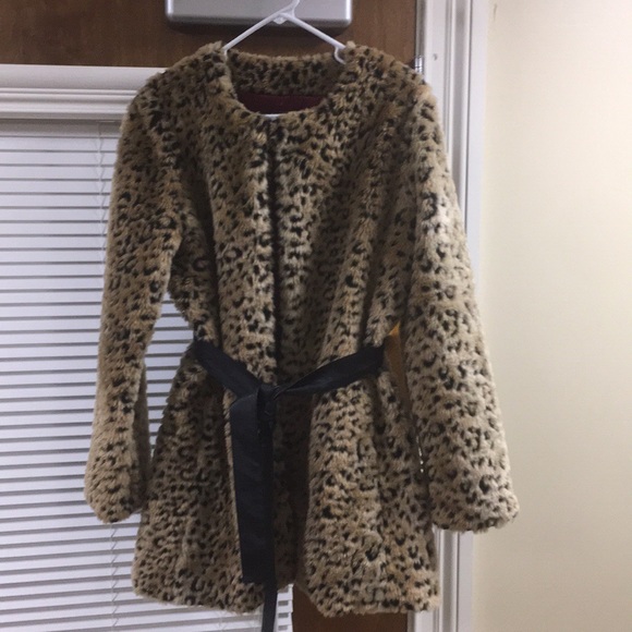 Meet your Posher, Jacque - Picture 2 of 4